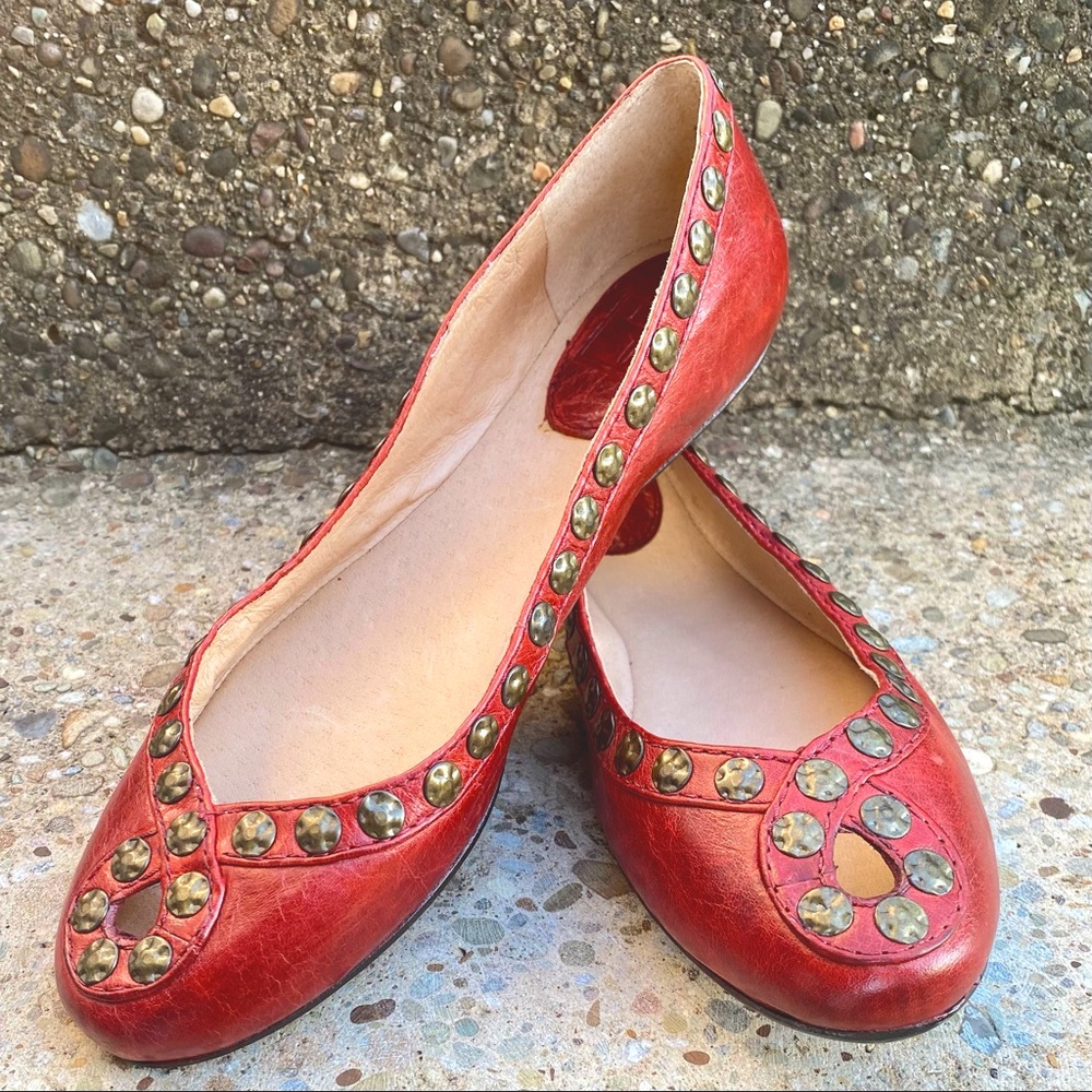 Frye Ballet Flats NWOT